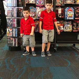 Meet your Posher, Elena